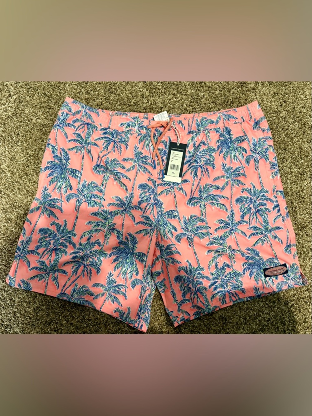 Vineyard Vines XL NWT Swim Trunks
